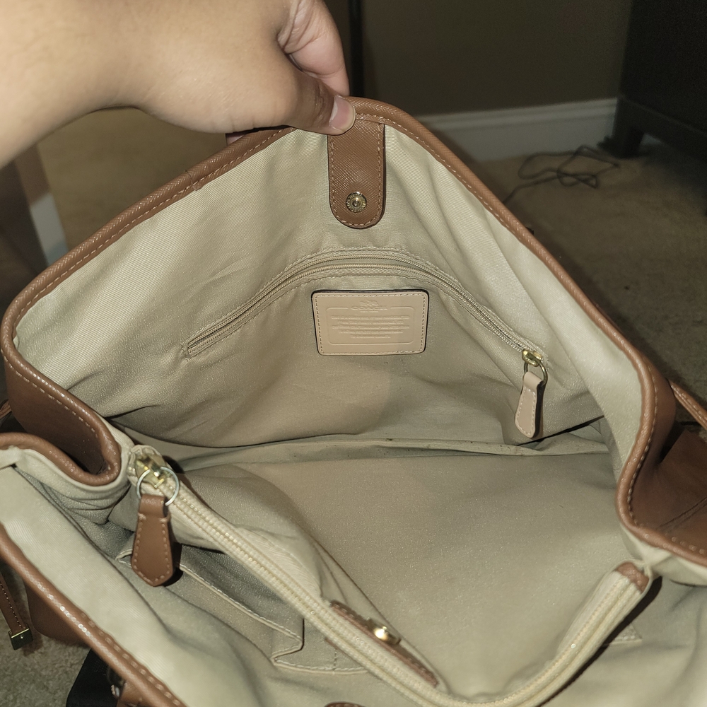 Vintage Coach Peyton Brown Leather Tote Bag - Picture 4 of 11